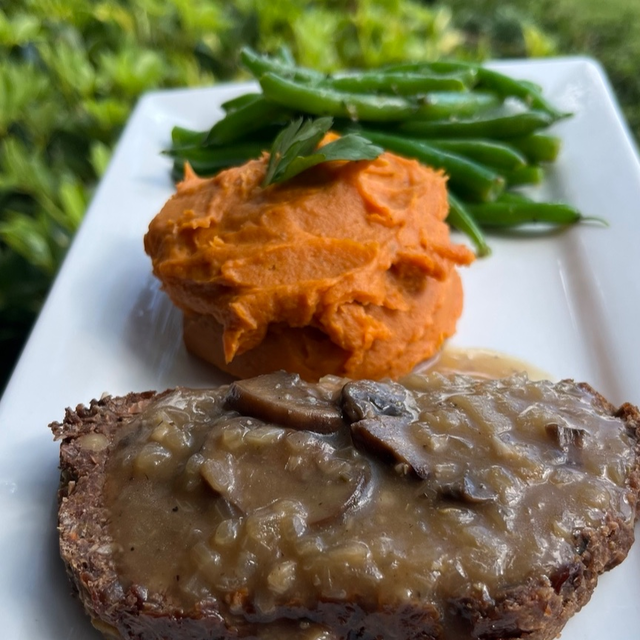 Lentil meatloaf dish.